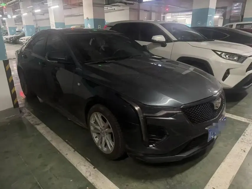 Cadillac CT4 2021 28T fashion model 2