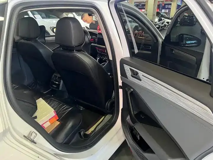 Sagittarius 2023 300TSI DSG Exceed Edition 11