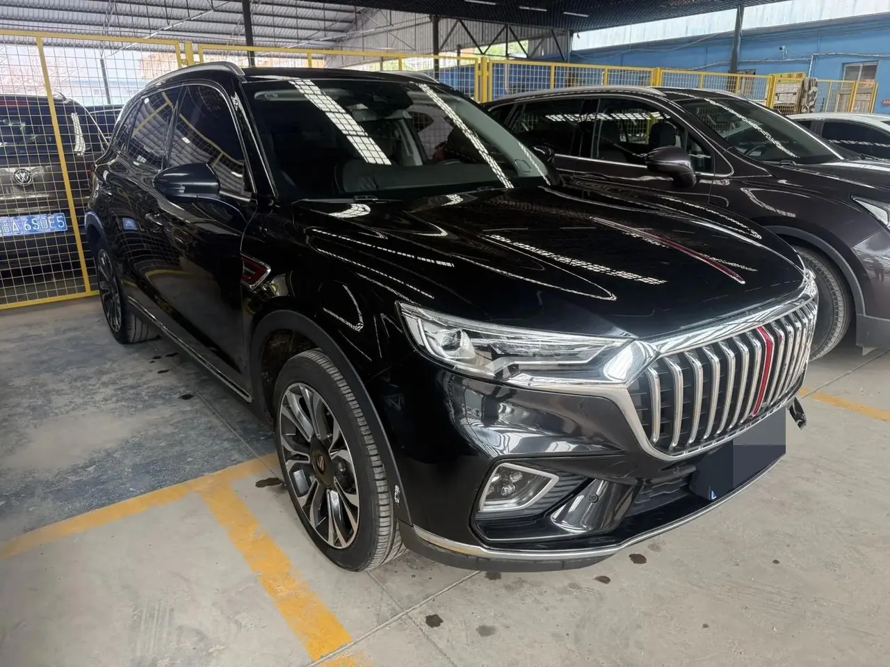 HongQi HS5 2022 2.0T Smart Flag Enjoy Four-wheel Drive Edition 2
