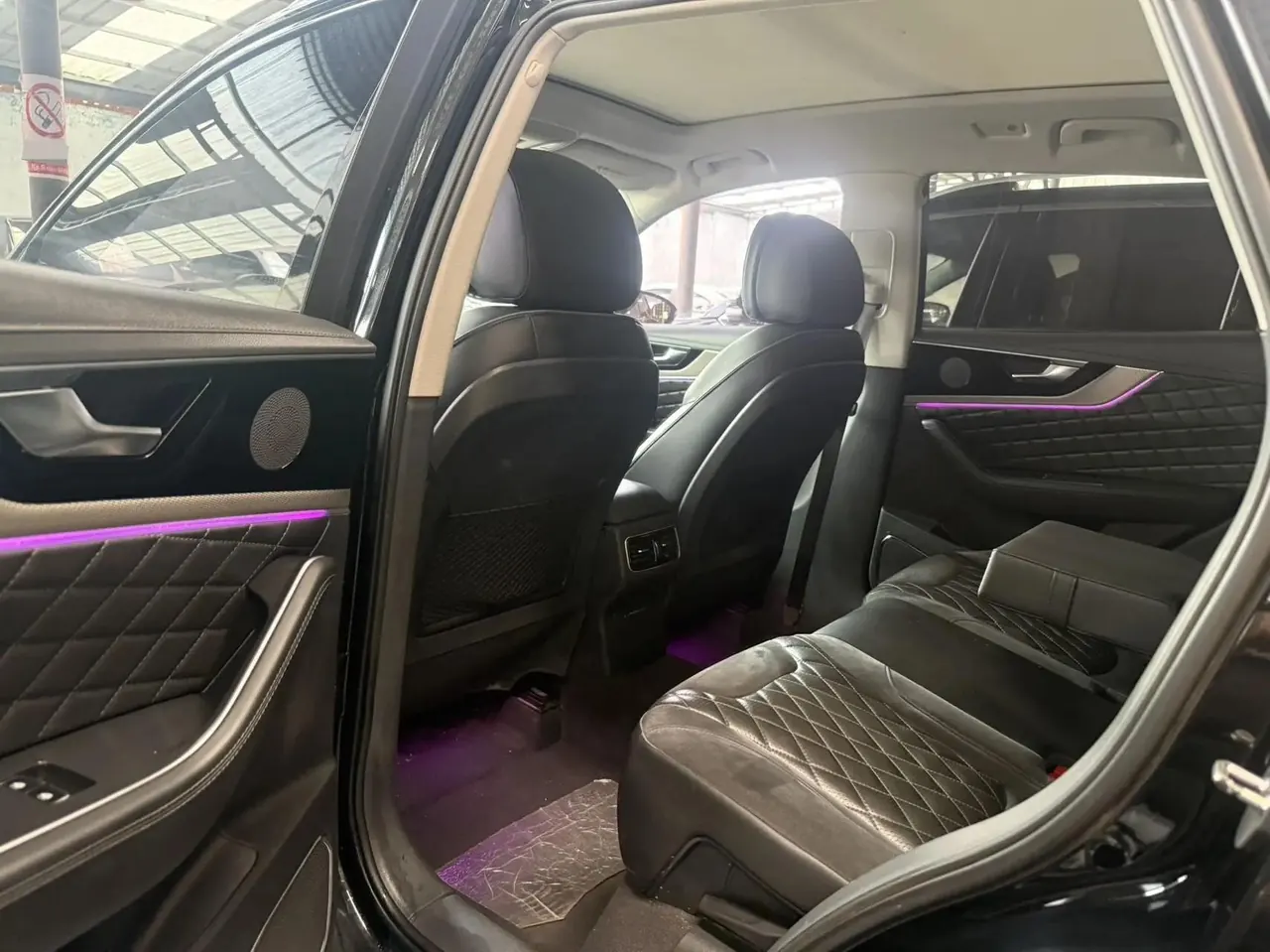 HongQi HS5 2022 2.0T Smart Flag Enjoy Four-wheel Drive Edition 4