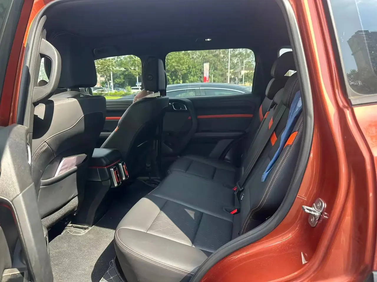 Haval Big Dog 2021 1.5T DCT Two-Drive Labrador Edition 4