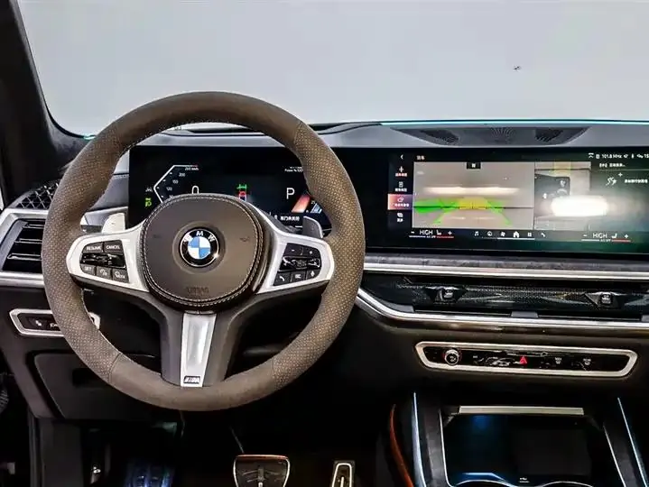 BMW X7 2023 xDrive40i Luxury M Sport Package 21