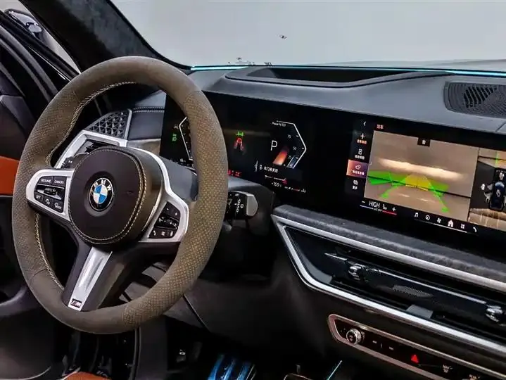 BMW X7 2023 xDrive40i Luxury M Sport Package 26