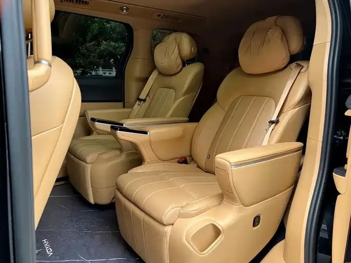 Voyah Dreamer 2025 PHEV Four-wheel Drive Flagship Kunpeng Edition 8