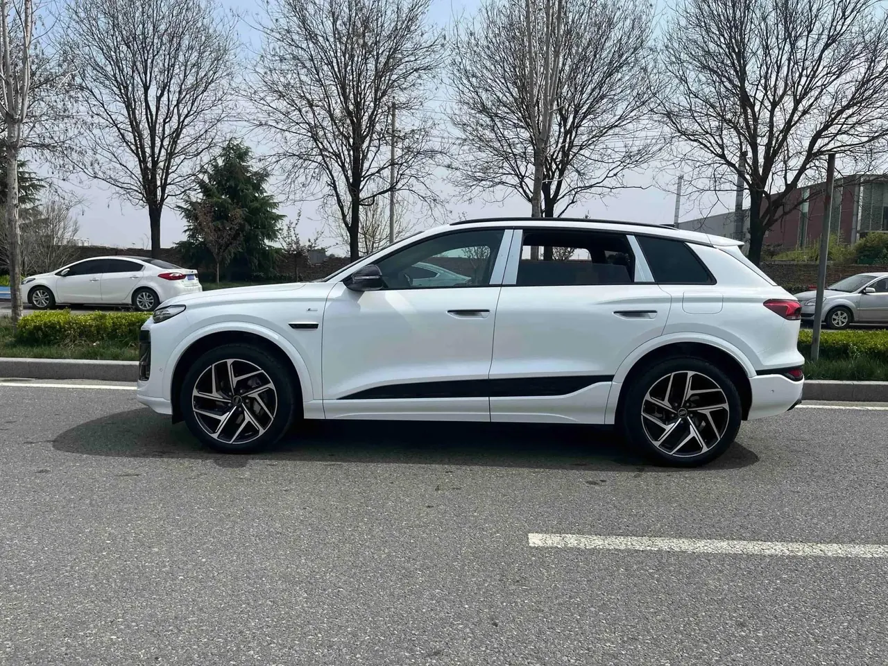 Audi Q6L Sportback e-tron 2026 First Pilot Edition 14