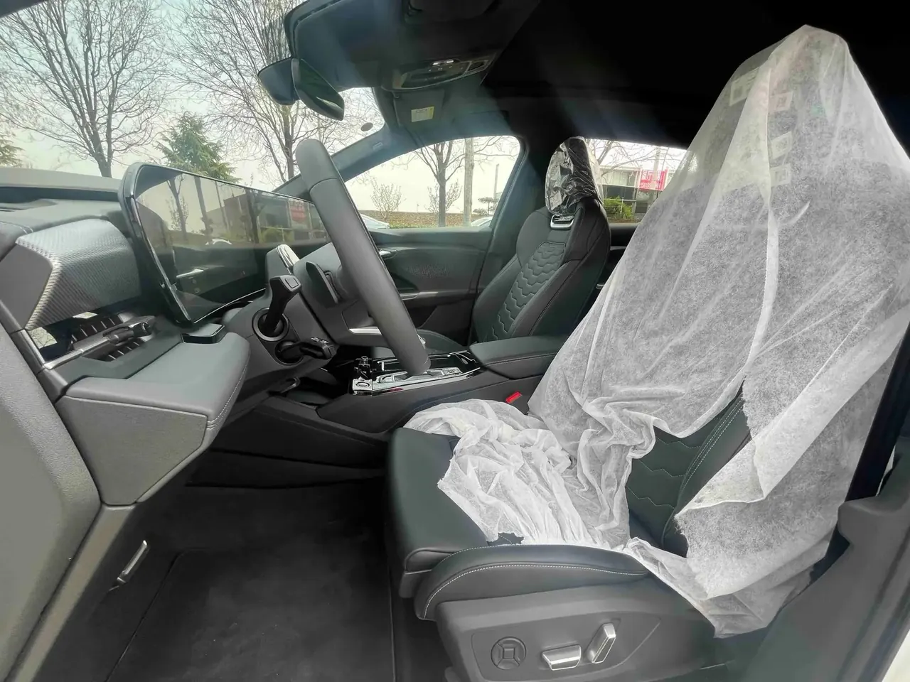 Audi Q6L Sportback e-tron 2026 First Pilot Edition 9