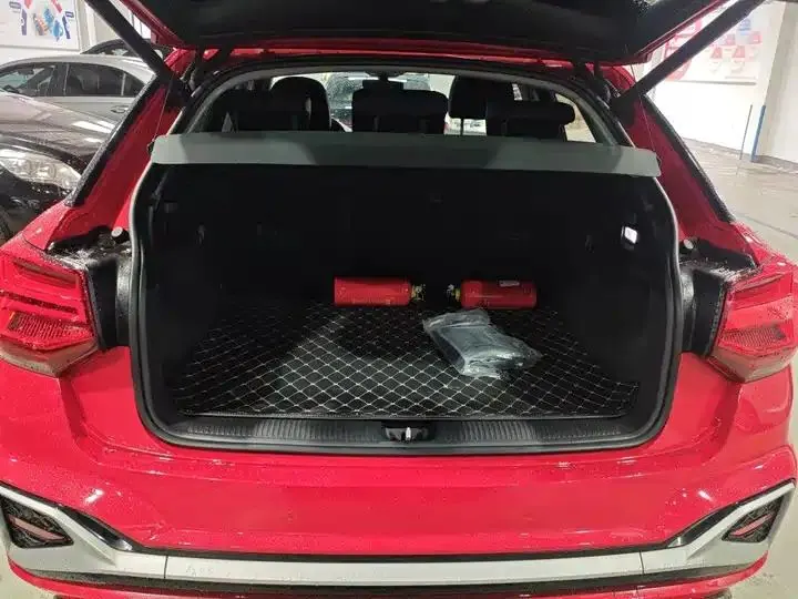 Audi Q2L 2023 35TFSI enterprising dynamic 6