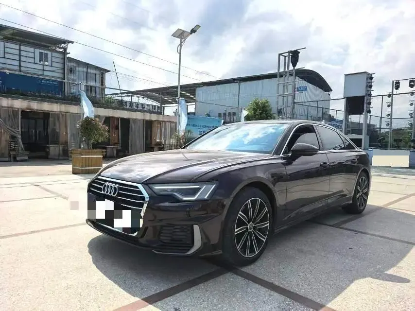 Audi A6L 2020 45 TFSI Selected Dynamic Type - View 1