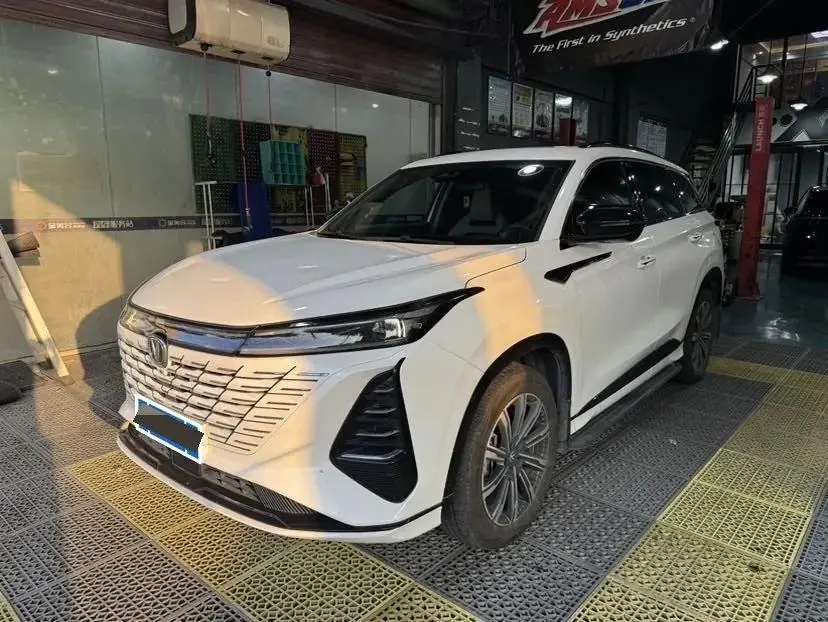 ChangAn 2024 CS75 PLUS 1.5T Champion Edition Smart Driving and Strong Navigation Automatic Gear - View 1