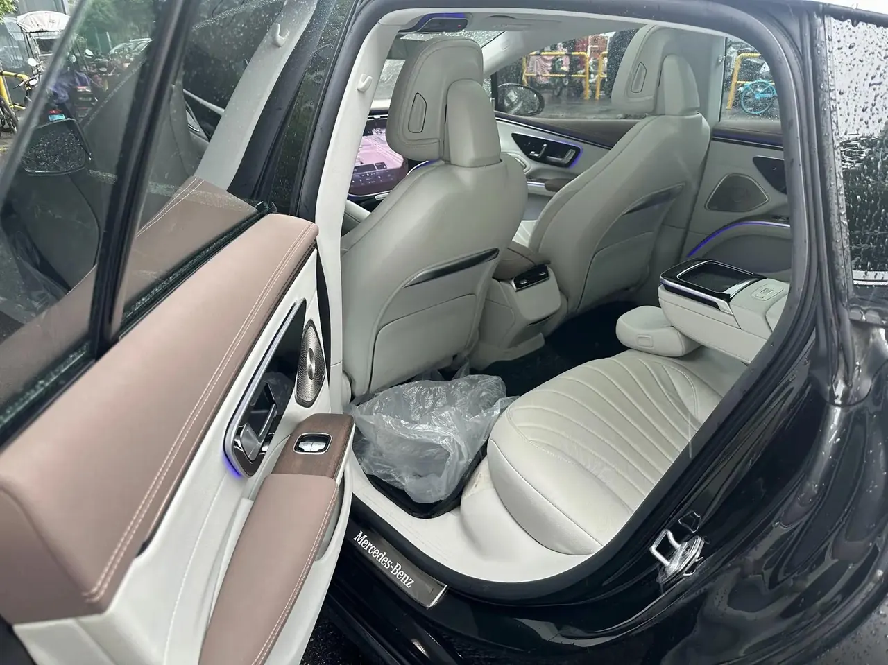 Mercedes Benz EQS 2022 450 Pioneer Edition 4
