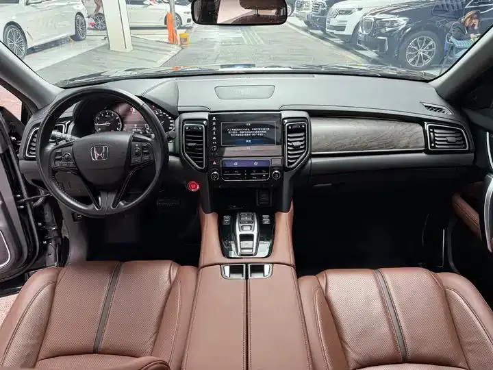 Honda UR-V 2023 370TURBO Two-Drive Elegant Edition 12