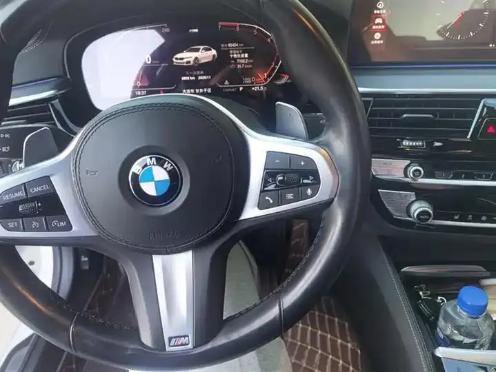 BMW 5 Series 2021 Modified 530Li xDrive M Sports Suit 12