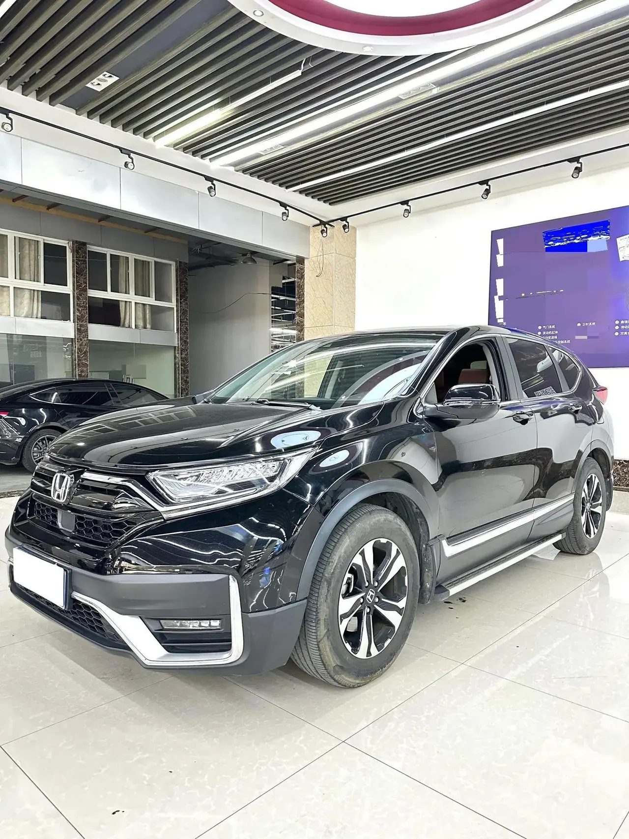Honda CR-V 2021 240TURBO CVT Two-Drive Fashion Edition - View 1