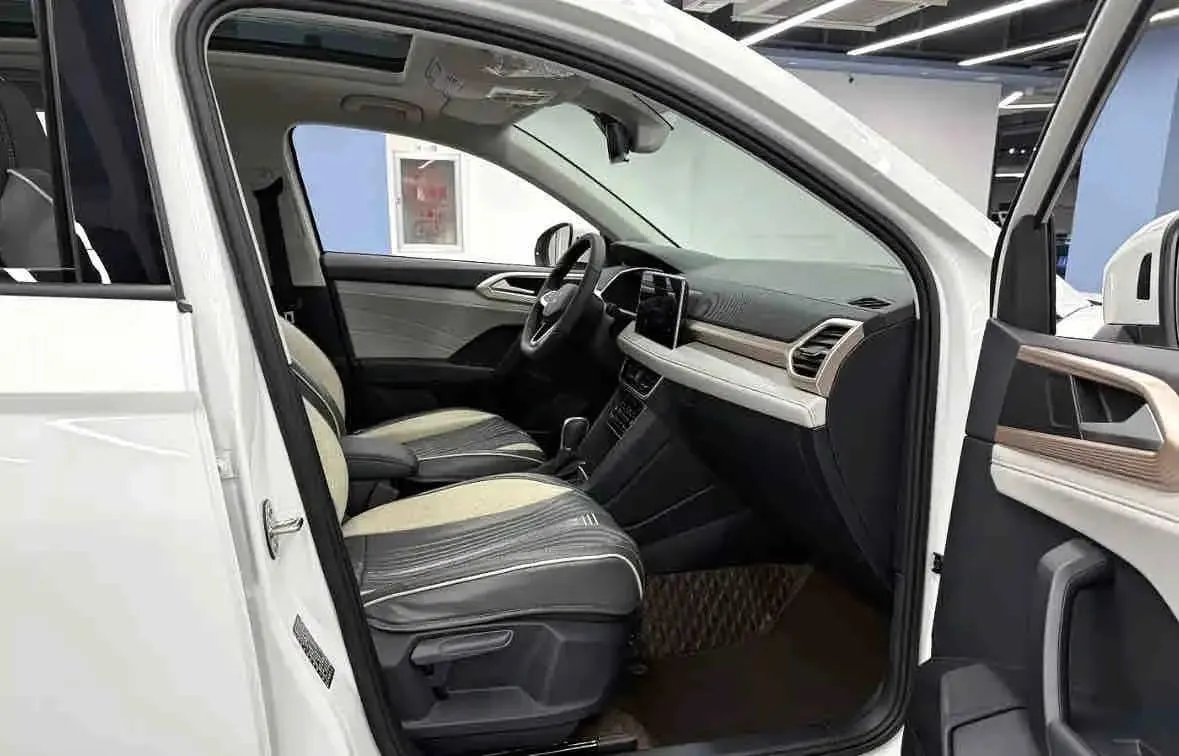 Volkswagen 2024 Tuyue 1.5TSI 300TSI Two-Drive Crescent Edition Automatic Gear 5