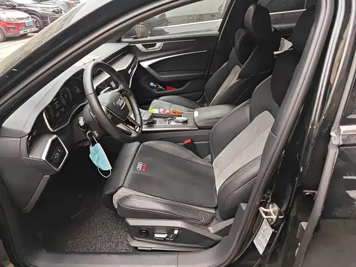 Audi A6L 2024 45 TFSI quattro Selected Dynamic Type 8