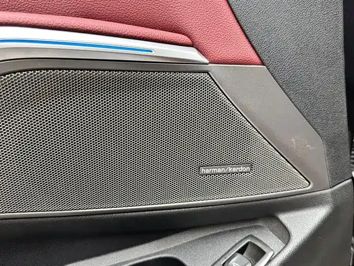 BMW 3 Series 2025 330Li M Sports Obsidian Night Suit 15