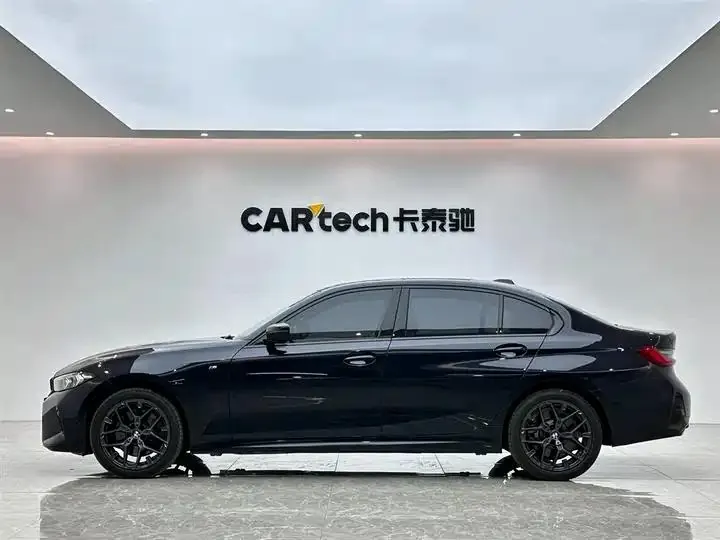 BMW 3 Series 2025 330Li M Sports Obsidian Night Suit 2