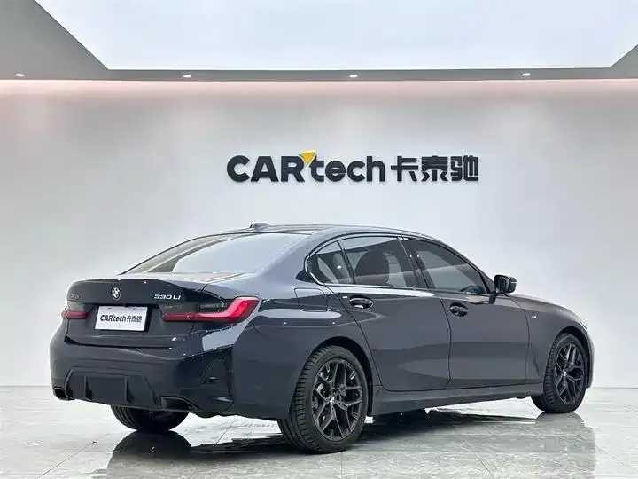 BMW 3 Series 2025 330Li M Sports Obsidian Night Suit 5