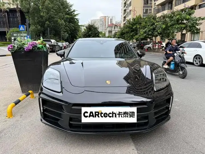 Open image lightbox: 2024 Panamera 2.9T Panamera