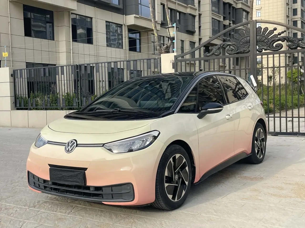 Volkswagen 2025 ID. 3 smart superior version of automatic gear - View 1