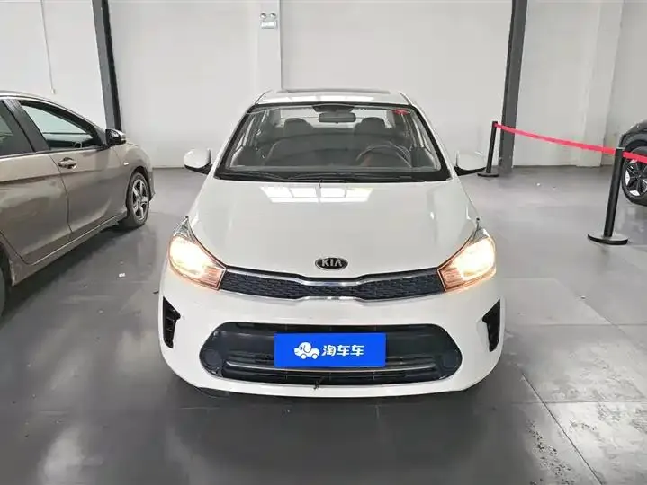 Huan Chi 2020 1.4L Automatic Comfort Sunroof Edition 2