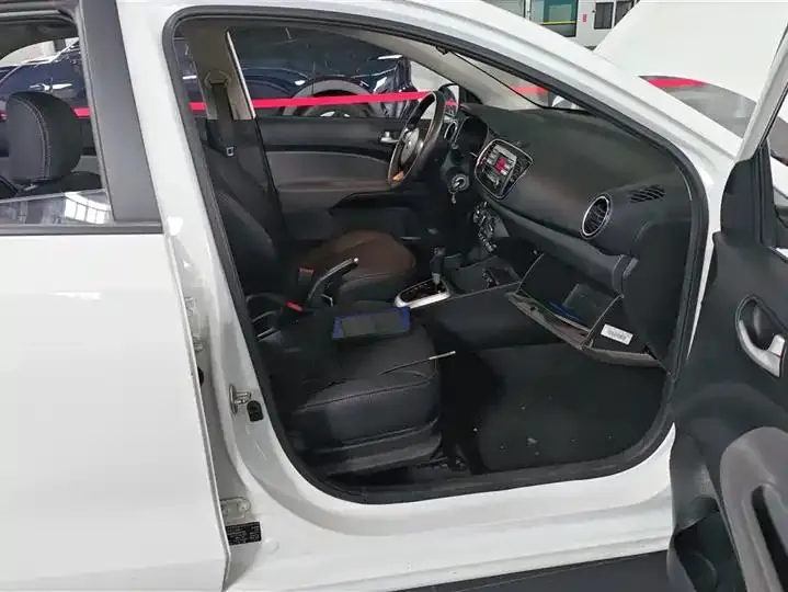 Huan Chi 2020 1.4L Automatic Comfort Sunroof Edition 8
