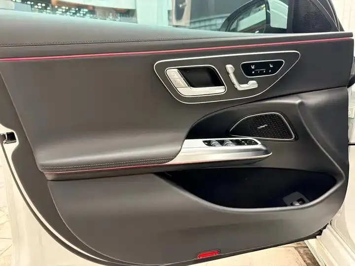 Mercedes Benz E-Class 2024 Modified E 300 L Fashion Sports 13