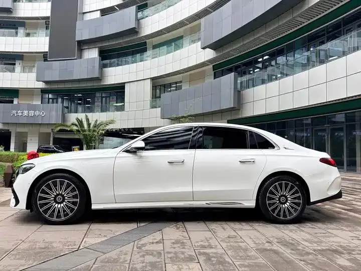 Mercedes Benz E-Class 2024 Modified E 300 L Fashion Sports 4