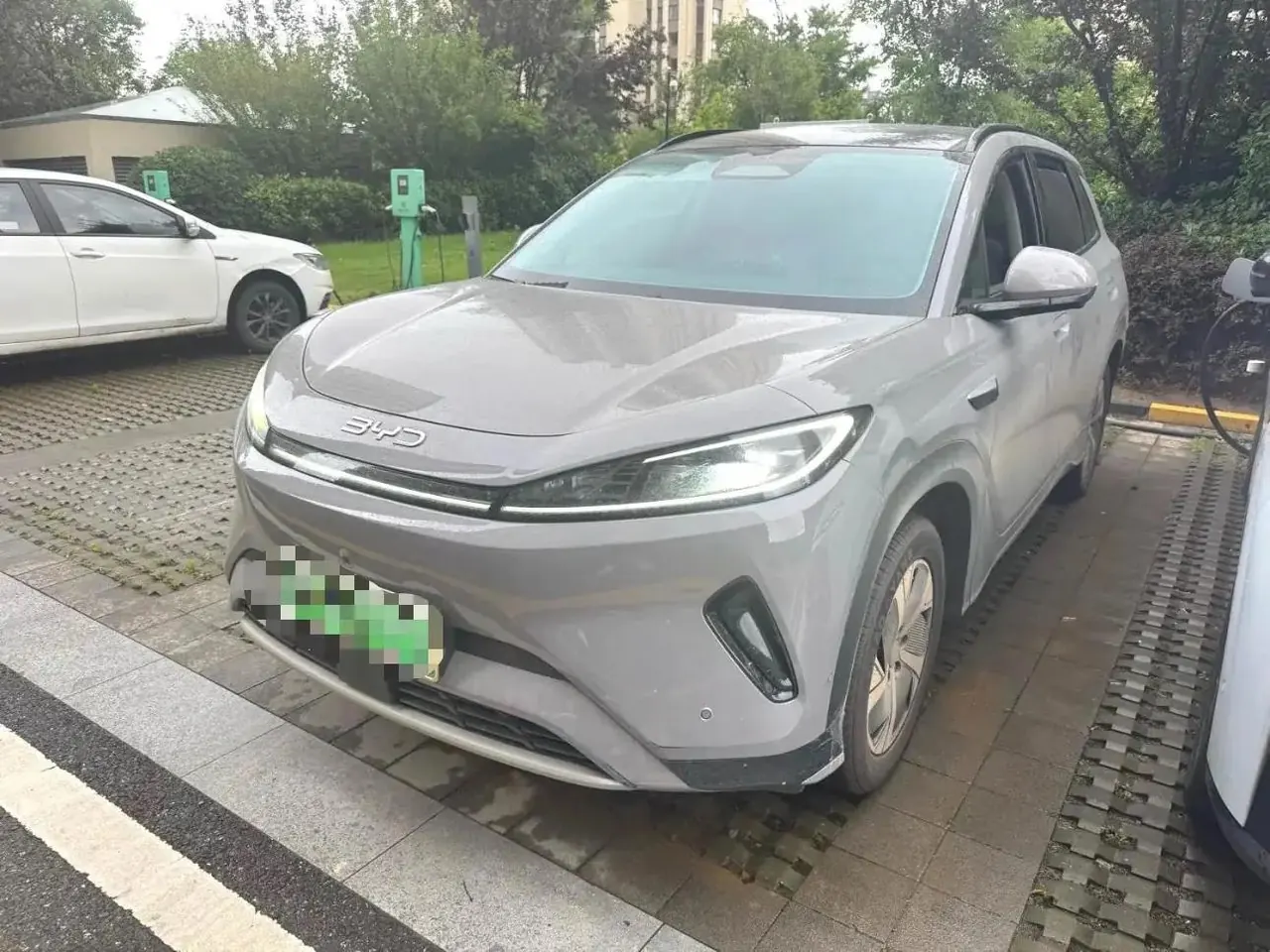 Открыть галерею: Sea Lion 05 EV 2025 520KM Zhihang Edition