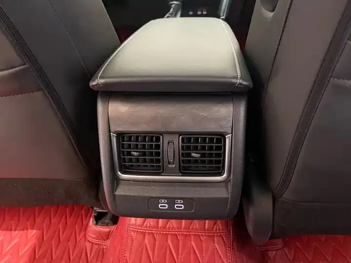 Camry 2024 Double Qing 2.0HG Premium Edition 19