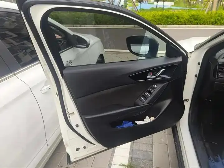 Mazda CX-4 2020 2.0L Automatic Two-Drive Blue Sky Exploration Edition 7