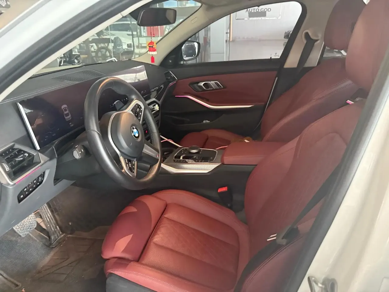 BMW 3 Series 2024 model 325Li 2.0T M Sport Night Edition automatic transmission 3