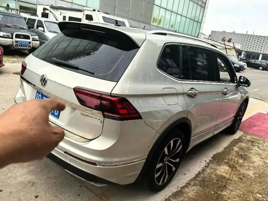 Touareg L 2019, 330 TSI, Automatic, Two‑Wheel Drive, R‑Line Flagship Edition, China V Emission Standard 2