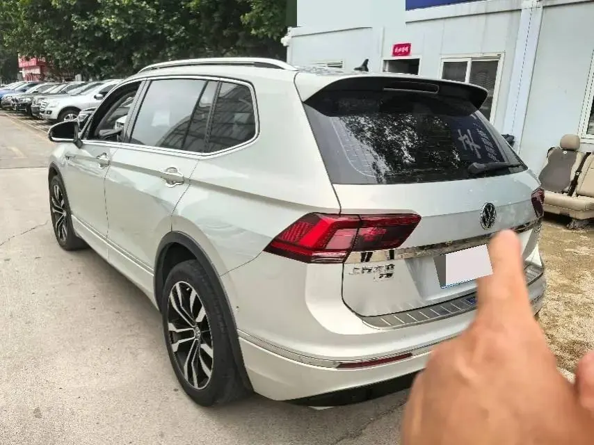 Touareg L 2019, 330 TSI, Automatic, Two‑Wheel Drive, R‑Line Flagship Edition, China V Emission Standard 5