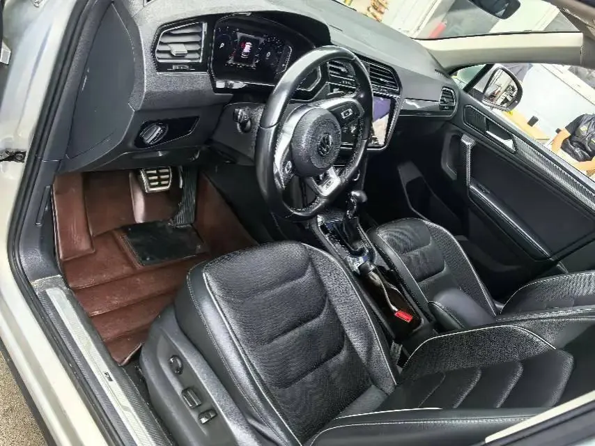Touareg L 2019, 330 TSI, Automatic, Two‑Wheel Drive, R‑Line Flagship Edition, China V Emission Standard 8