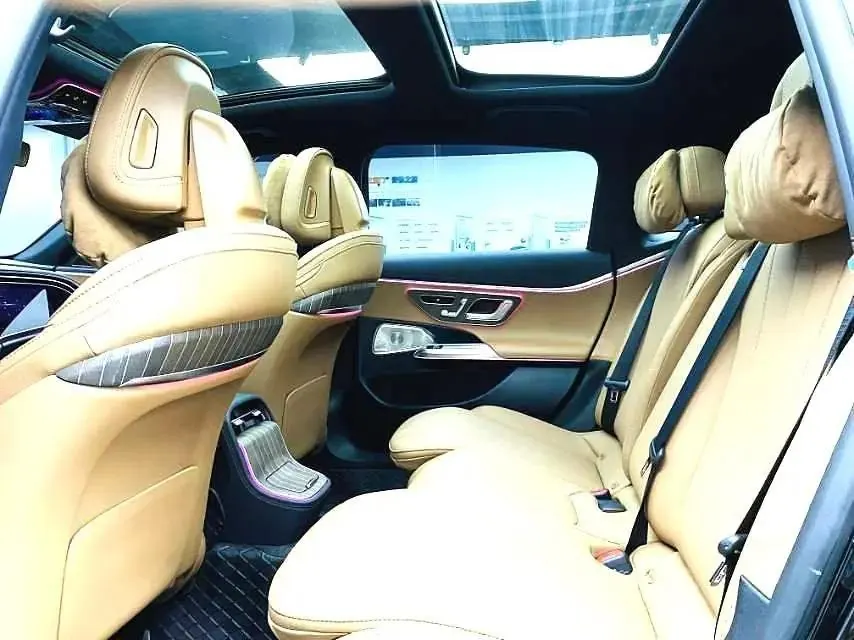 Mercedes Benz E-Class 2025 Model E 300 L 48V 2.0T Luxury Automatic 3