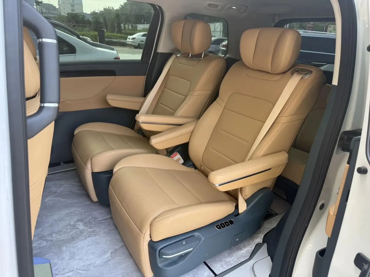 GAC Trumpchi 2024 E8 2.0 Glory Series Glory Edition Automatic 7