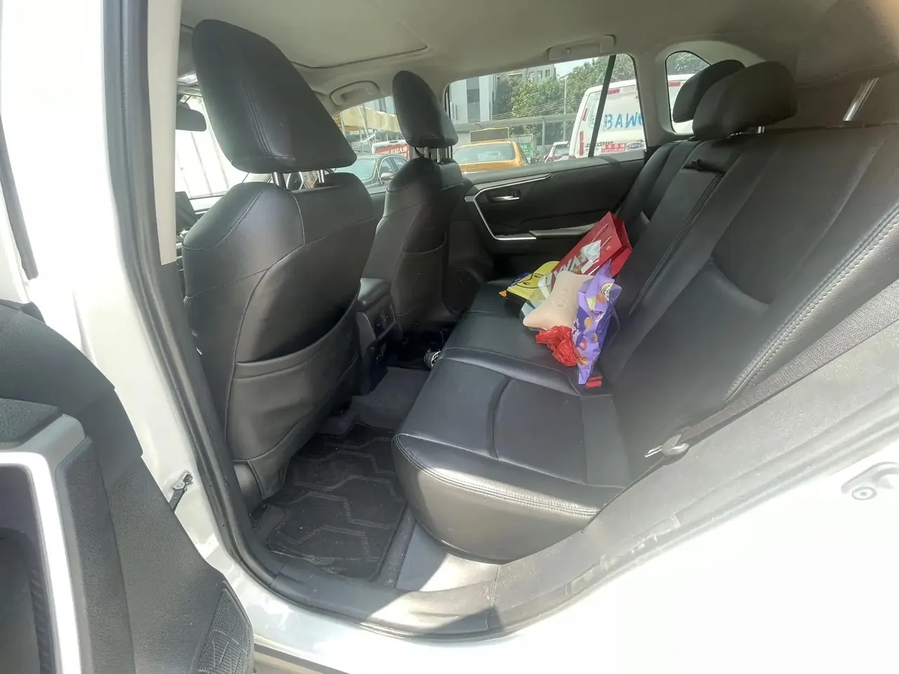 Toyota 2023 RAV4 2.0 CVT Front-Wheel Drive XLE Automatic 5