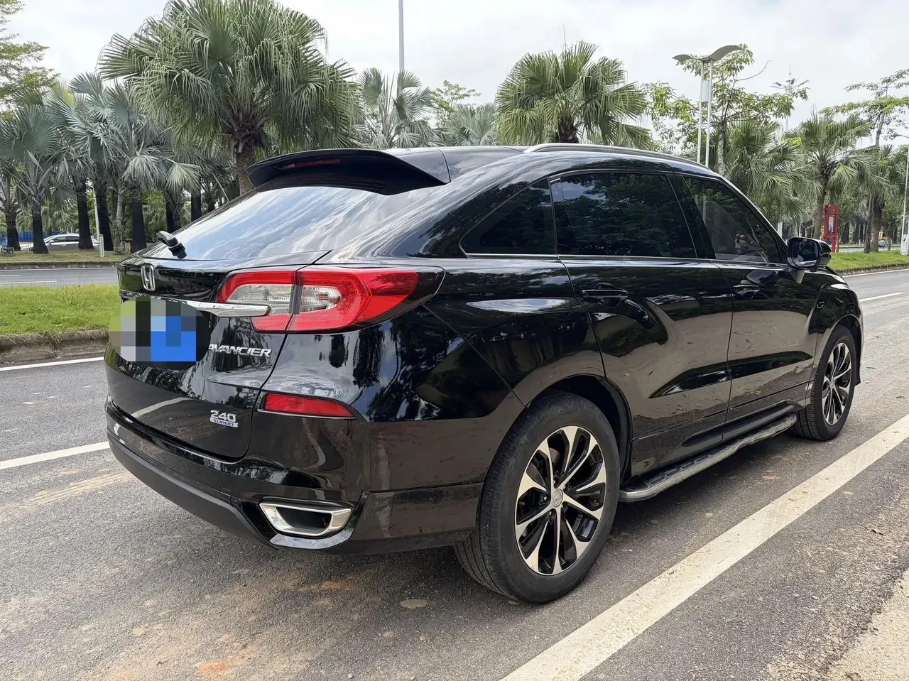 AVANCIER 2019 240TURBO Front-Wheel Drive Luxury Starry Sky Limited Edition 4