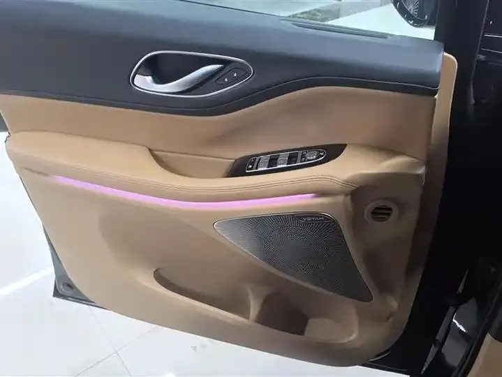Voyah Dreamer 2025 PHEV Four-wheel Drive Flagship Kunpeng Edition 7
