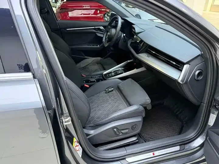 Audi A3 2022 model A3L Limousine 35 TFSI Luxury Sport version 16