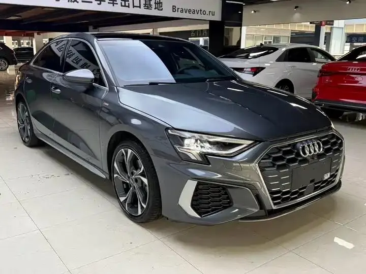 Audi A3 2022 model A3L Limousine 35 TFSI Luxury Sport version 3