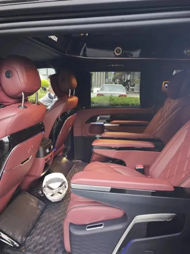 Mercedes Benz V 2022V 260 L 2.0T Deluxe Edition Automatic Gear 6