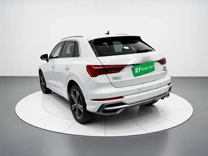 Audi Q3 2021 45 TFSI quattro Luxury Dynamic Model 4