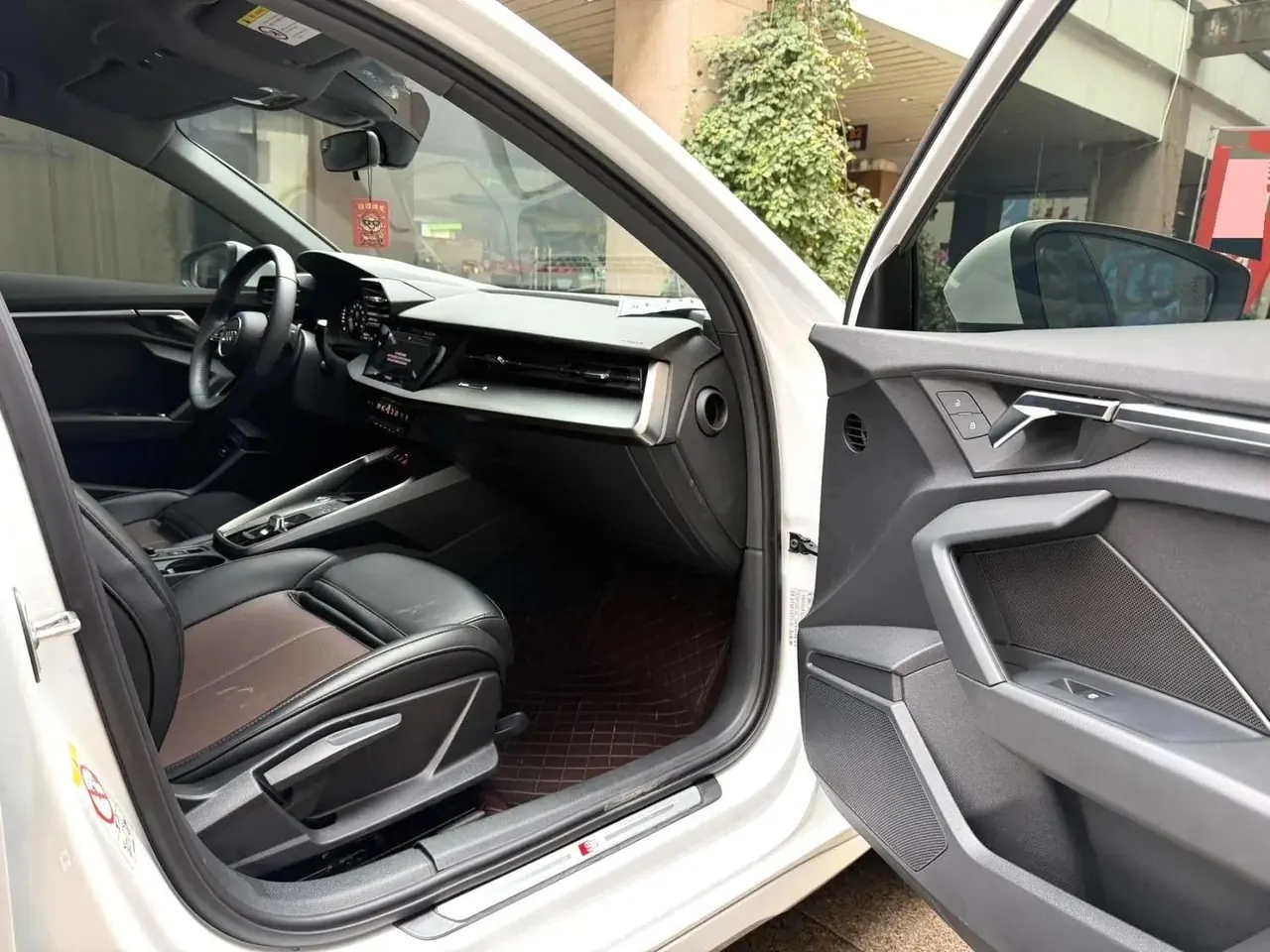 Audi A3 2021 Sportback 35 TFSI Enterprising and Elegant 6