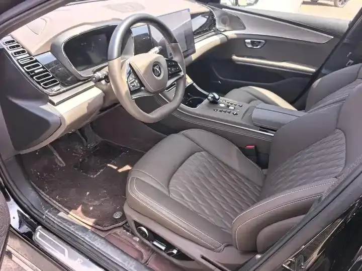 Han 2025 DM-i Intelligent Driving Version 125km Prestige Model 4