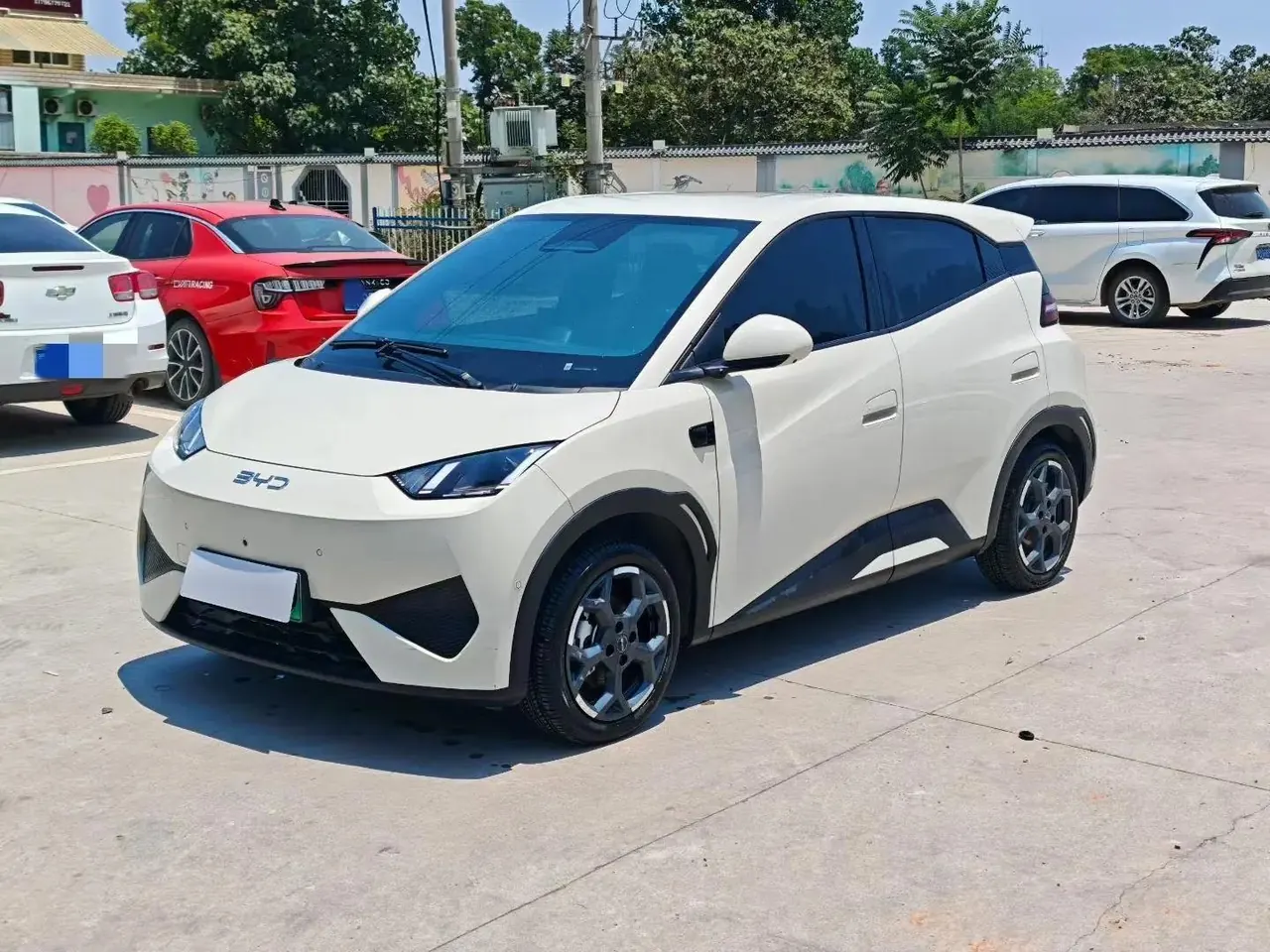 BYD 2025 Seagull Intelligent Driving Version 305km Vitality Edition Automatic Transmission - View 1