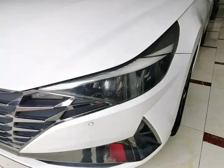 Elantra 2021 1.5L CVT Luxury Edition 24