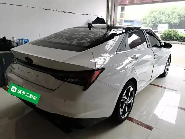 Elantra 2021 1.5L CVT Luxury Edition 7