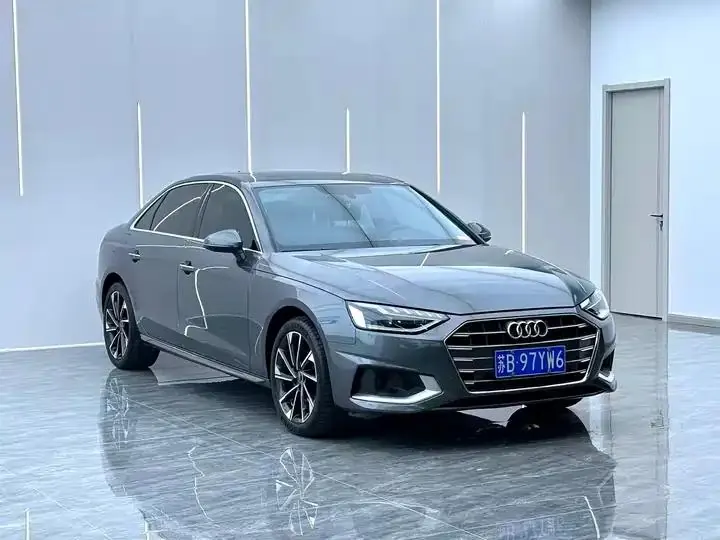 Audi A4L 2023, 40 TFSI Fashion Dynamic Model 3